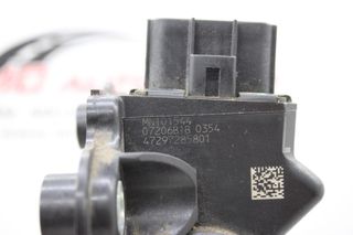 Πετάλι ηλεκτρικού γκαζιού  MITSUBISHI OUTLANDER (2007-2011)  MN101544