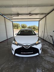 Toyota Yaris 2015