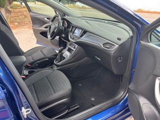 Opel Astra 2021 1.5 D Sports Tourer A/C-thumb-9