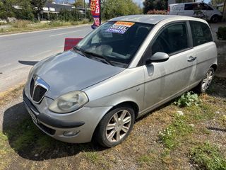 Lancia Ypsilon 2005-thumb-5