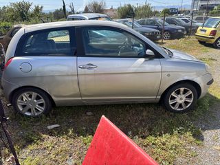 Lancia Ypsilon 2005-thumb-6