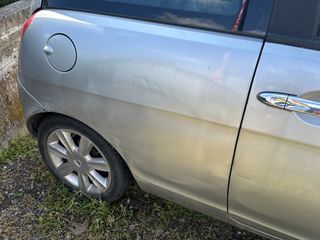Lancia Ypsilon 2005-thumb-10