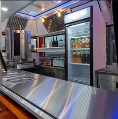 food truck van-thumb-8