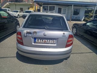 Skoda Fabia 2005-thumb-1