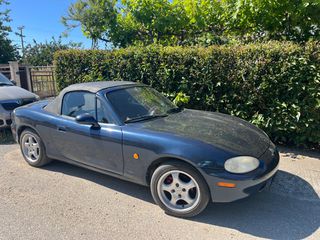 Mazda MX-5 1999