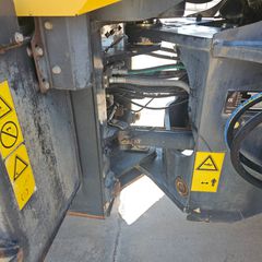 Φορτωτής Με Λάστιχα Komatsu 2005 WA 320-5H-thumb-7