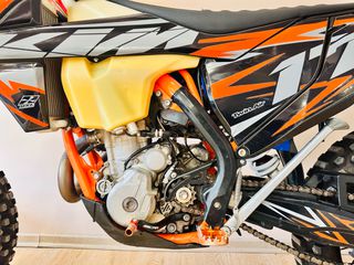 KTM 350 EXC-F SIX DAYS 2018 SIX DAYS-FRANCE EDITION -AKRAPOVIC-thumb-2