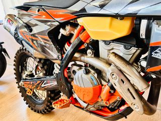 KTM 350 EXC-F SIX DAYS 2018 SIX DAYS-FRANCE EDITION -AKRAPOVIC-thumb-12