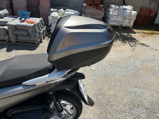 Honda SH 350i 2023-thumb-3