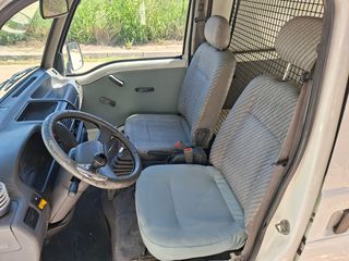 Subaru E12 1993 4x4-thumb-8