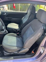 Ford Fiesta 2005-thumb-4