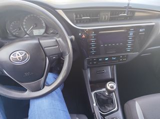 Toyota Auris 2019 1.4 D-4D DIESEL 6 TAXYTO ΑΡΙΣΤΟ ΠΟΛΥ ΟΙΚΟΝΟΜΙΚΟ-thumb-6