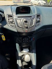 Ford Fiesta 2012-thumb-10