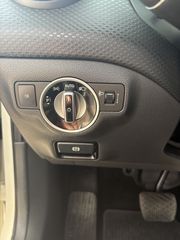 Mercedes-Benz A 180 2018 A180D-thumb-27