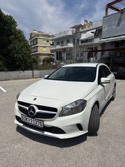 Mercedes-Benz A 180 2018 A180D-thumb-3