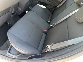 Ford Focus 2016-thumb-37