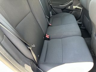 Ford Focus 2016-thumb-42