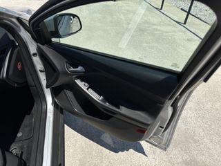 Ford Focus 2016-thumb-48