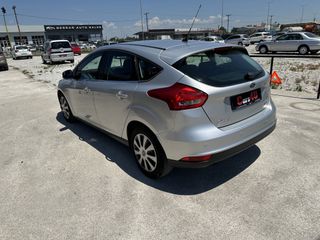 Ford Focus 2016-thumb-19