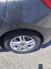 Ford Focus 2021-thumb-4