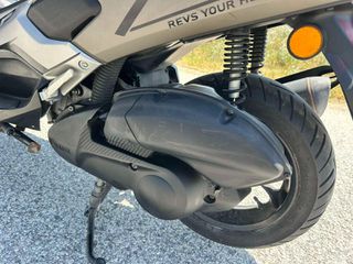 Yamaha NMAX 125 2015-thumb-12