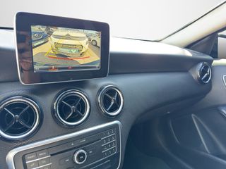 Mercedes-Benz A 180 2016 URBAN-thumb-17