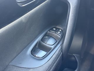 Nissan Qashqai 2016 4x4/ FULL EXTRA / ΦΟΥΛ ΒΙΒΛΙΟ ΣΕΡΒΙΣ-thumb-31