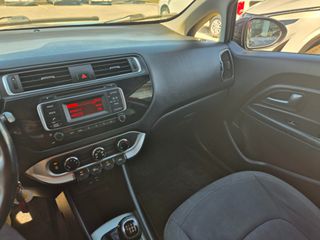 Kia Rio 2016 1.1 CRDI DIESEL-thumb-9