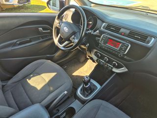 Kia Rio 2016 1.1 CRDI DIESEL-thumb-10