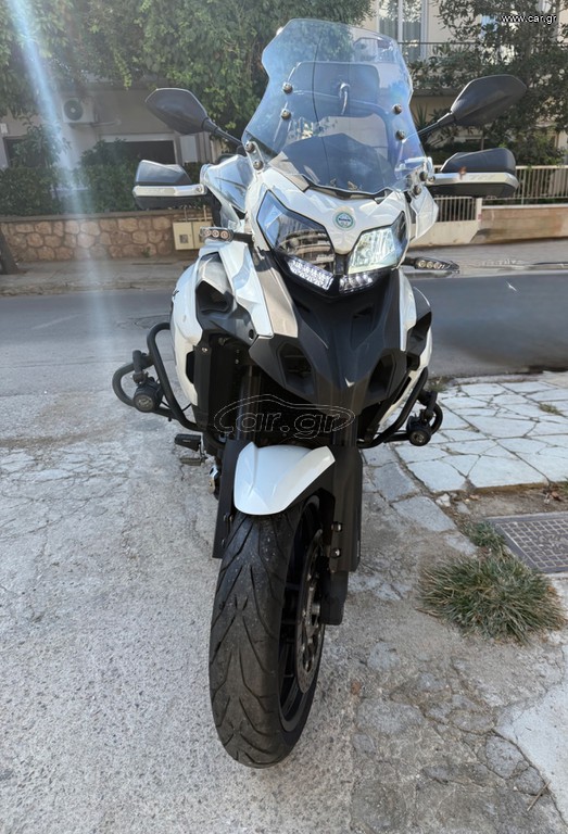 Benelli TRK 502 2021
