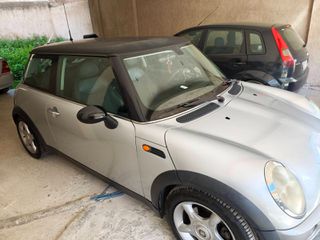 Mini Cooper 2004-thumb-9