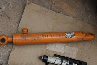 CASE 420CT 60XT 70XT 430 FORTOTHS MPOUKALA YTRAULIKH KAINOURGIA 87438187