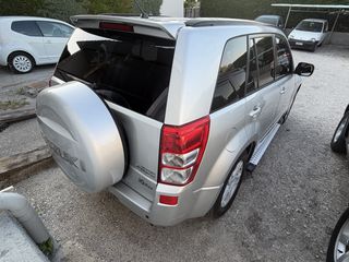 Suzuki Vitara 2010-thumb-1