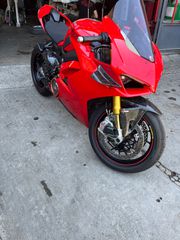 Ducati Panigale V4 S 2019 V4 s-thumb-1