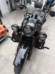 Harley Davidson Road King Special 2018-thumb-2