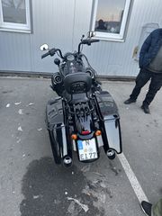 Harley Davidson Road King Special 2018-thumb-11
