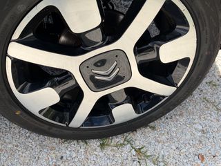 Citroen C3 2018 1.2 PureTech Shine full extra-thumb-32