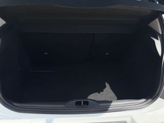 Citroen C3 2018 1.2 PureTech Shine full extra-thumb-45