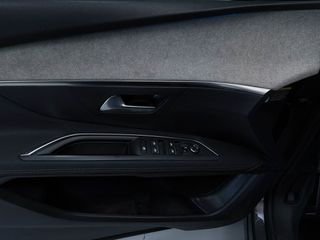 Peugeot 3008 2021 1.6 HYBRID4 300 GT E-EAT8-thumb-16