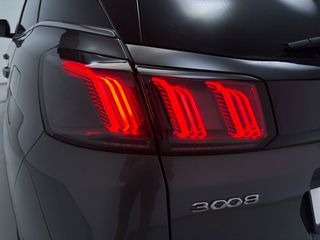 Peugeot 3008 2021 1.6 HYBRID4 300 GT E-EAT8-thumb-38