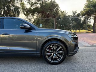 Audi Q8 2021 60 TFSI e Plug in,S-line, Panorama, Matrix, Bang&Olufsen-thumb-4
