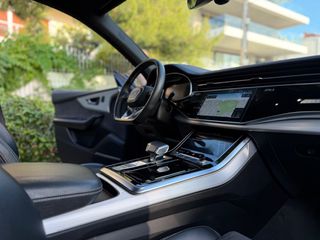 Audi Q8 2021 60 TFSI e Plug in,S-line, Panorama, Matrix, Bang&Olufsen-thumb-10