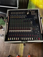 Yamaha MG166CX Mixer με Flycase