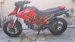 Ducati Hypermotard 796 2011-thumb-6