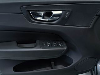 Volvo XC 60 2019 2.0 190hp | LED-thumb-15