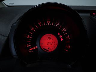 Peugeot 108 2020 1.0 72hp-thumb-33
