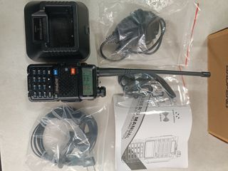 Baofeng uv-5r-thumb-1