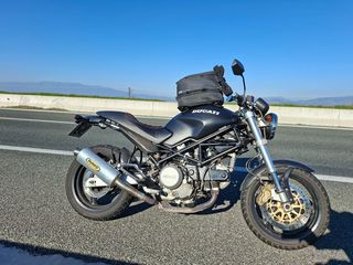 Ducati Monster 750 2001