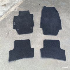Πατάκια γνήσια για Renault Capture σαν καινούργια