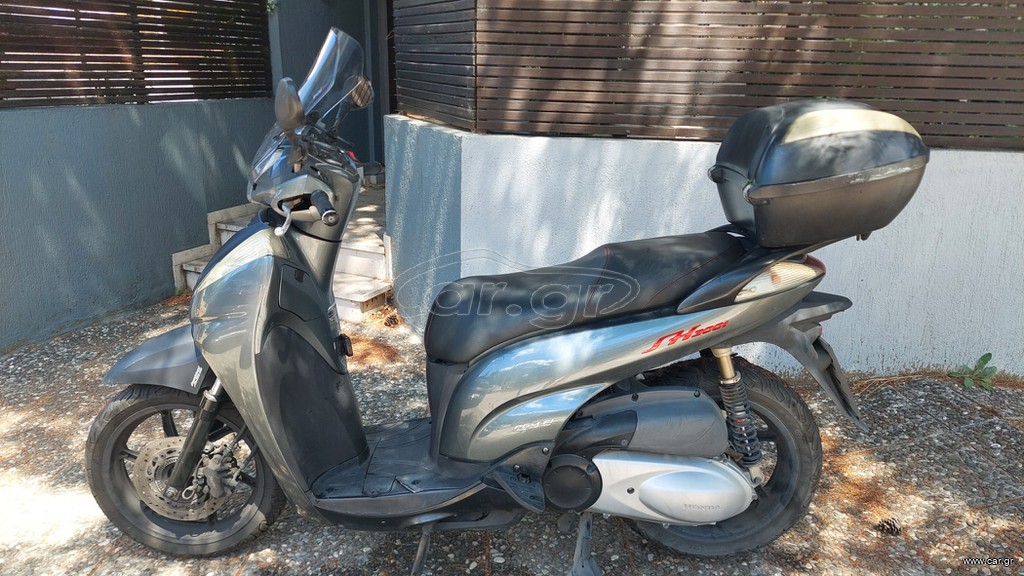 Honda SH 300i 2009 SH300 ABS TOP BOX